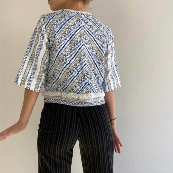 Guess NWT Macadamia Wild Top Sz XS 3/4 Sleeve Blue White - Picture 5 of 15